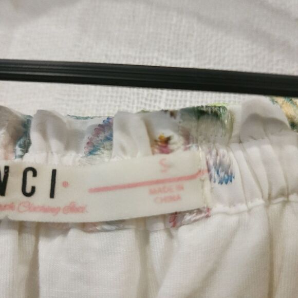 B.N.C.I Off Shoulder Multi Colored Embroidered Floral With Lace Top - Picture 10 of 11